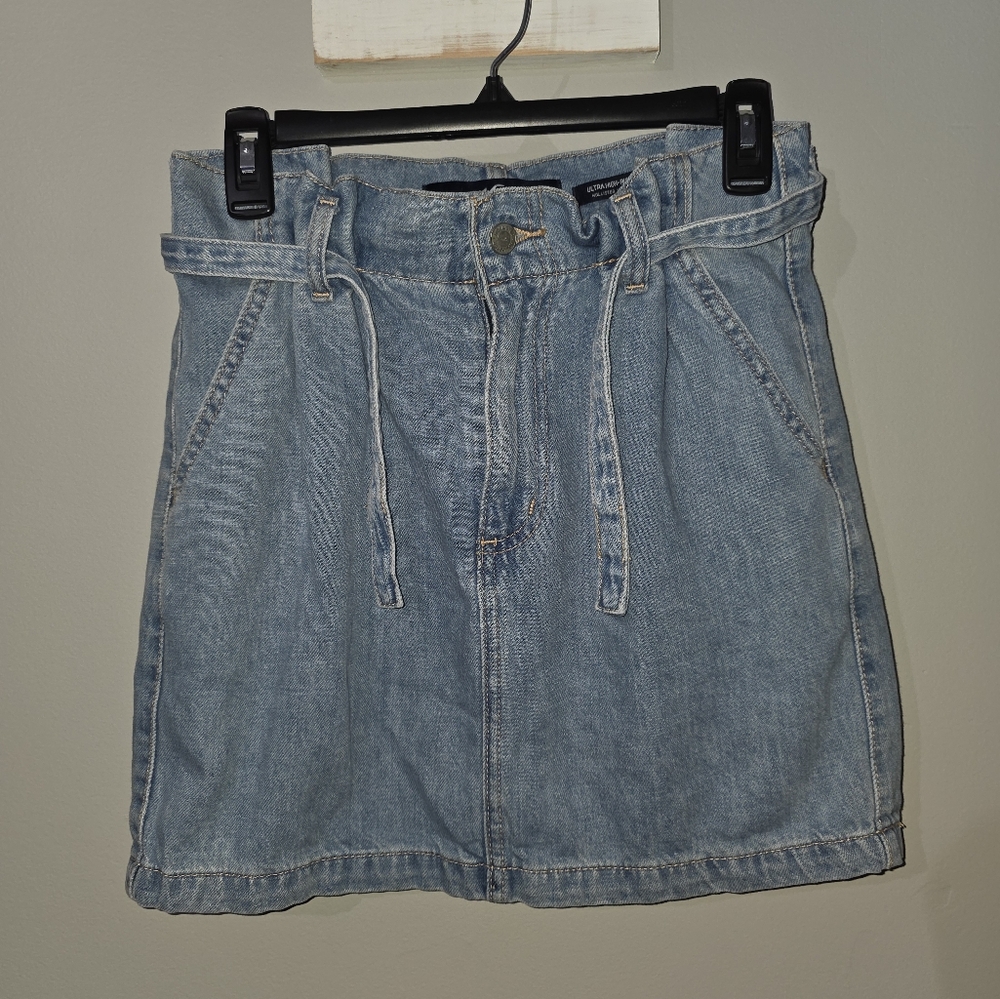 NWOT Hollister Skirt Paper Bag Waist Denim Womens Size 3 Belted Ultra High Rise
